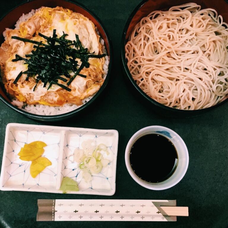 郷土そば處 やぶ 新宿パークタワー店