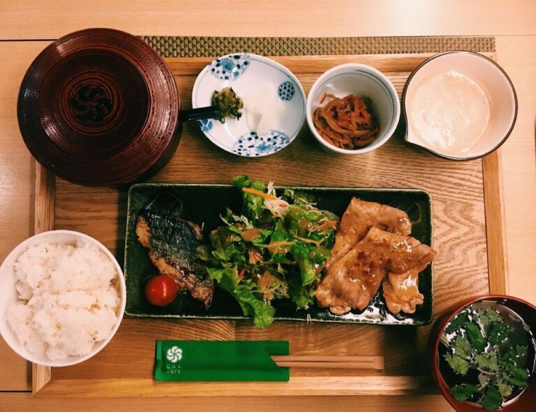 ごはんカフェ
