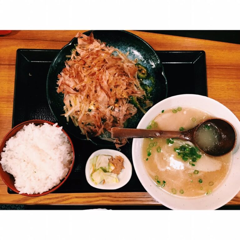 沖縄料理とそば　かんから食堂